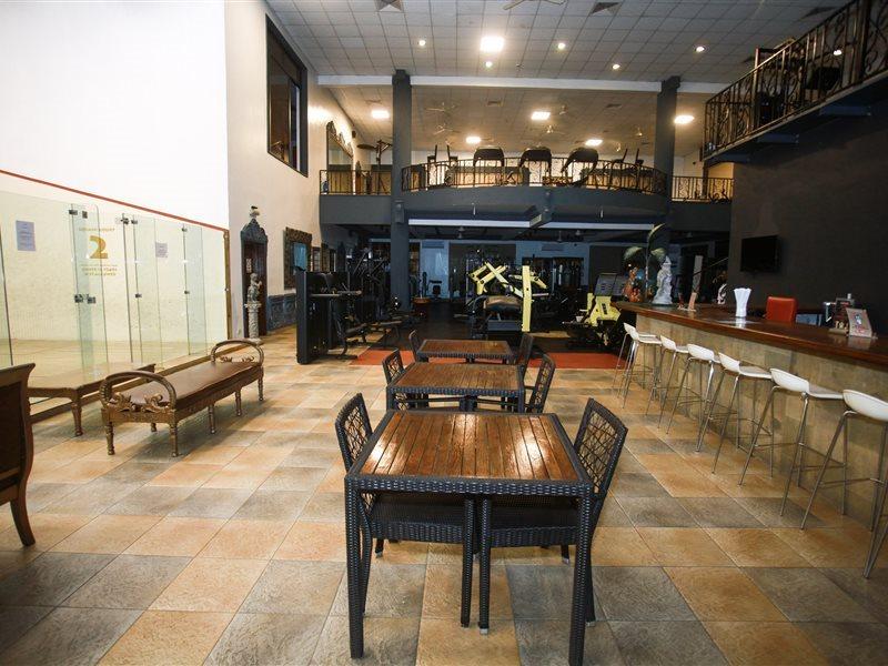 Colosseum Boutique Hotel & Spa Dar es Salaam Exterior photo